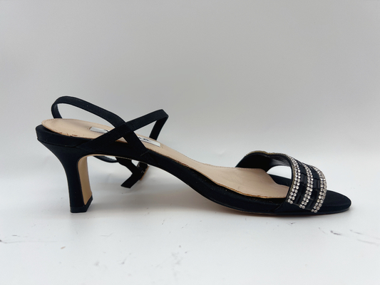 ODM OEM Women'S Silver Leather Sandals , Comfortable Low Heel Shoes With One Strap