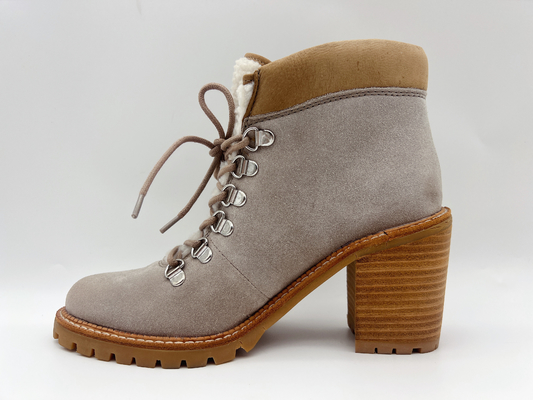 Soft Fleece Lace Up Waterproof Boots Womens Beige Ankle Boots ODM OEM