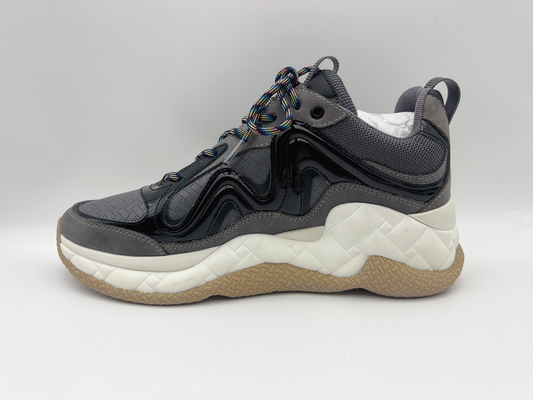 Ladies Grey Athletic Sports Shoes Comfortable Anti Slip Basketball Shoes