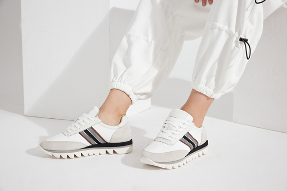 Soft Leather Womens Leisure Shoes 3mm Flat White Slip On Athletic Shoes