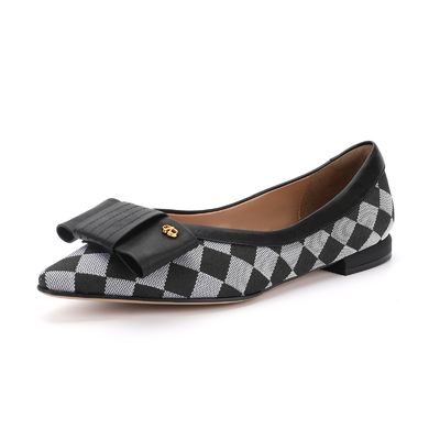 Soft And Lightweight Women Flat Leather Shoes Plaid Pattern for Office