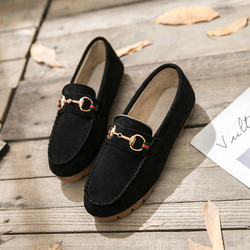 Warm Women's Casual Loafers Soft Bottom Plus Velvet Flat Shoes New Styles